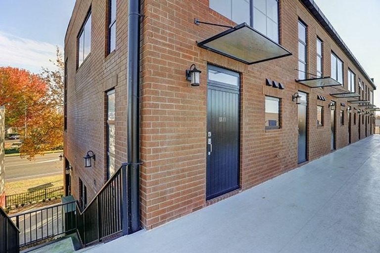 Photo of property in 104/1 Village Quarter Lane, Frankton, Hamilton, 3204