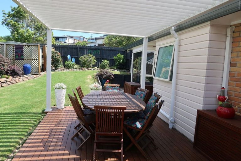 Photo of property in 3 Grovenor Drive, Orewa, 0931