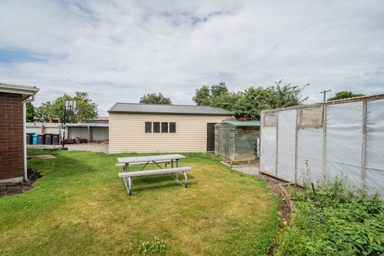 Photo of property in 19 Neal Street, Temuka, 7920