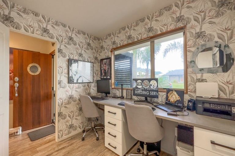 Photo of property in 101 Leighton Road, Whangamata, 3620