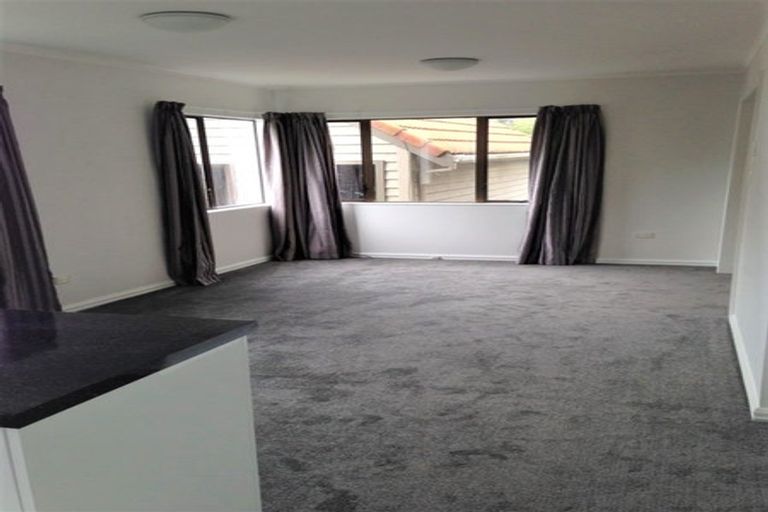 Photo of property in 112 Weka Street, Miramar, Wellington, 6022