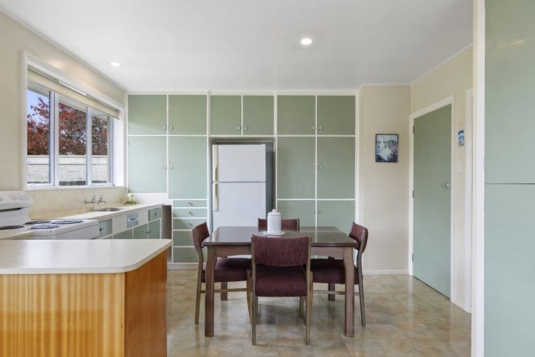 Photo of property in 108 Isleworth Road, Bishopdale, Christchurch, 8053