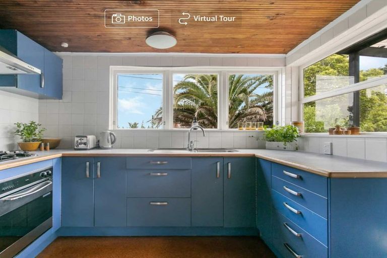 Photo of property in 69 Balmain Road, Birkenhead, Auckland, 0626
