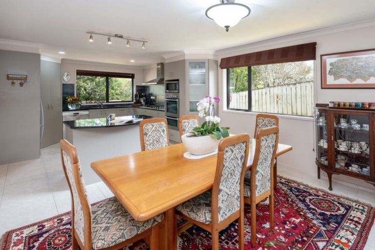 Photo of property in 29a Advene Road, Cockle Bay, Auckland, 2014