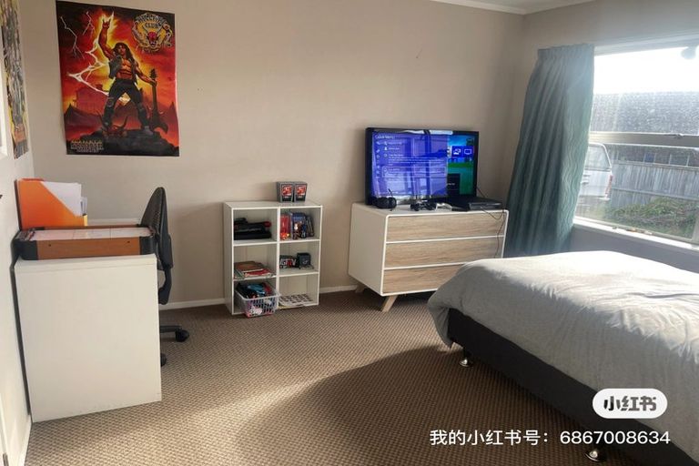 Photo of property in 1/9 Benygloe Place, Highland Park, Auckland, 2010