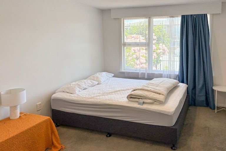 Photo of property in 8 Packe Street, Edgeware, Christchurch, 8013