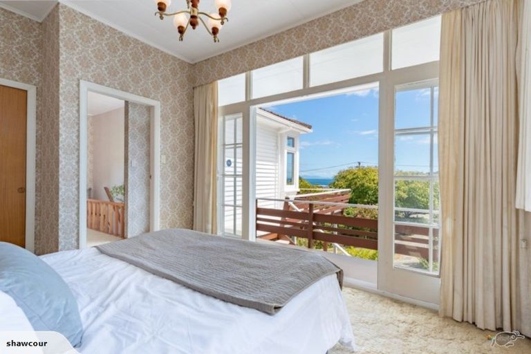 Photo of property in 12 Whanake Street, Titahi Bay, Porirua, 5022