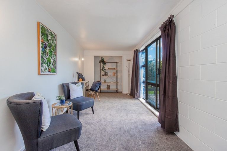 Photo of property in 5 Homedale Street, Pukehangi, Rotorua, 3015