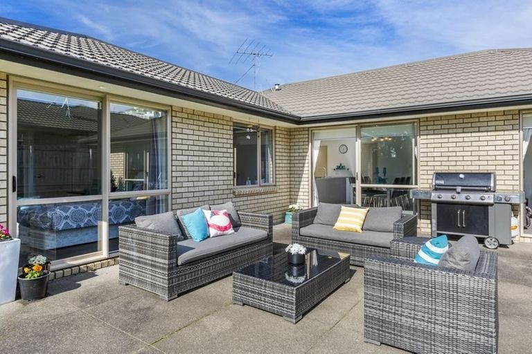 Photo of property in 10 Barwick Place, Stanmore Bay, Whangaparaoa, 0932