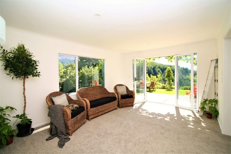 Photo of property in 11 Mcchesney Road, Arthurs Point, Queenstown, 9371