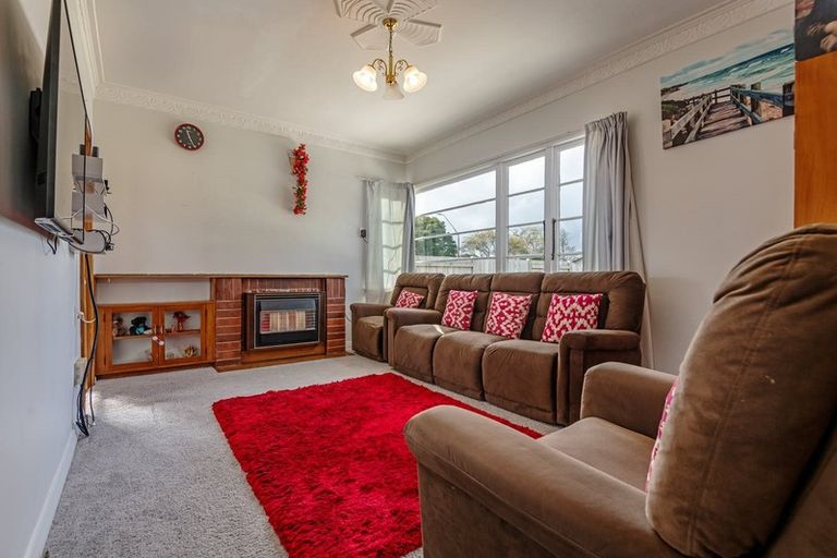 Photo of property in 3 Mcgregor Street, Milson, Palmerston North, 4414