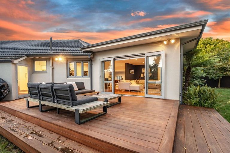 Photo of property in 53 Windermere Road, Papanui, Christchurch, 8053