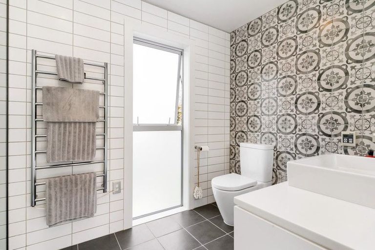 Photo of property in 4 Leabridge Mews, Harewood, Christchurch, 8051