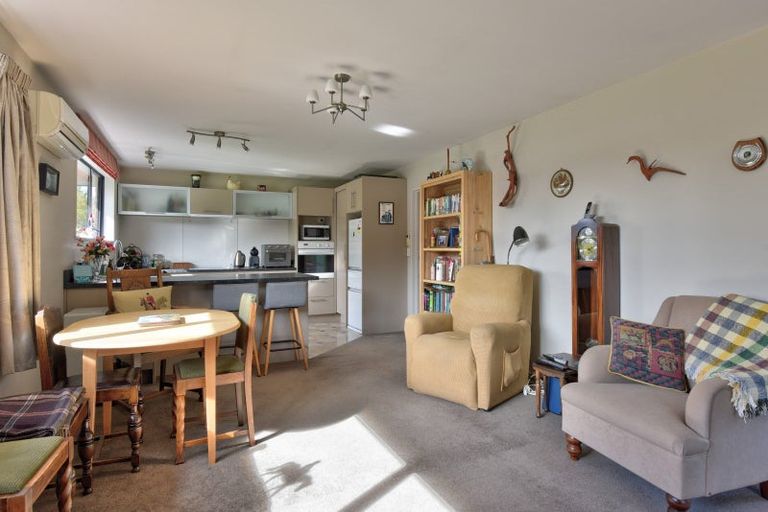 Photo of property in 2c Wolsley Street, Gore, 9710