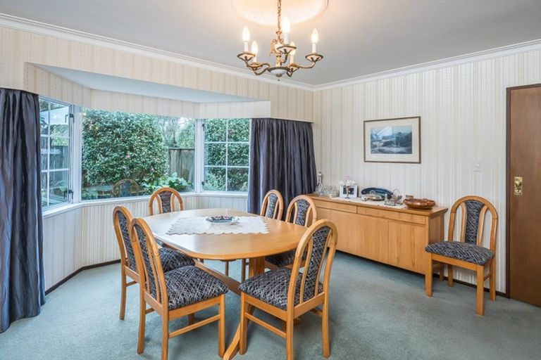 Photo of property in 2 Awanui Drive, Waikanae, 5036