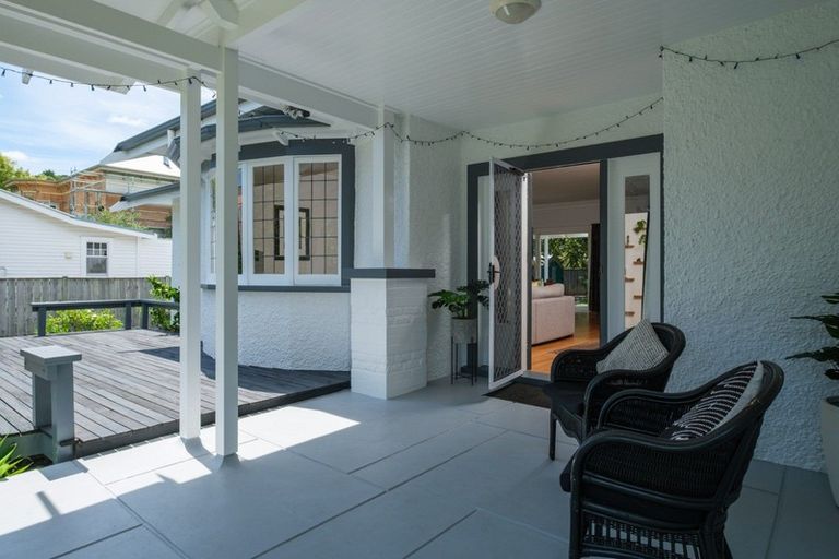 Photo of property in 11 Haronga Road, Inner Kaiti, Gisborne, 4010
