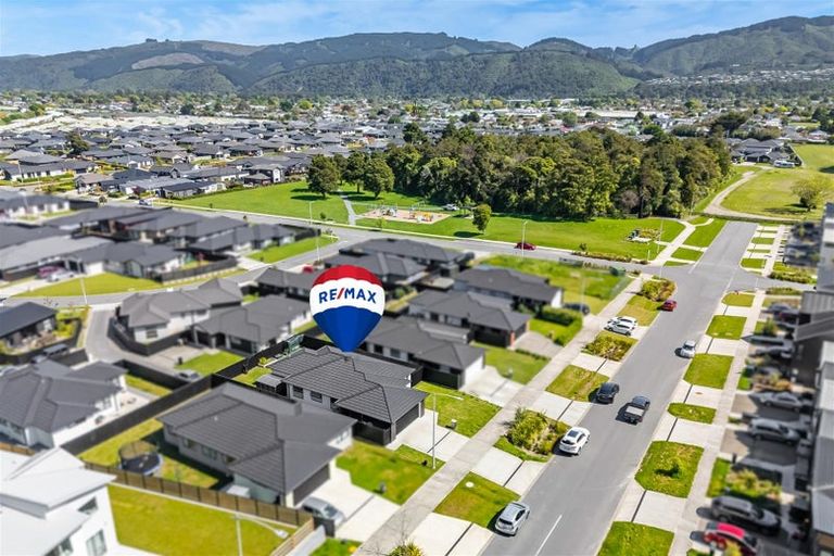 Photo of property in 3 Dahl Drive, Wallaceville, Upper Hutt, 5018