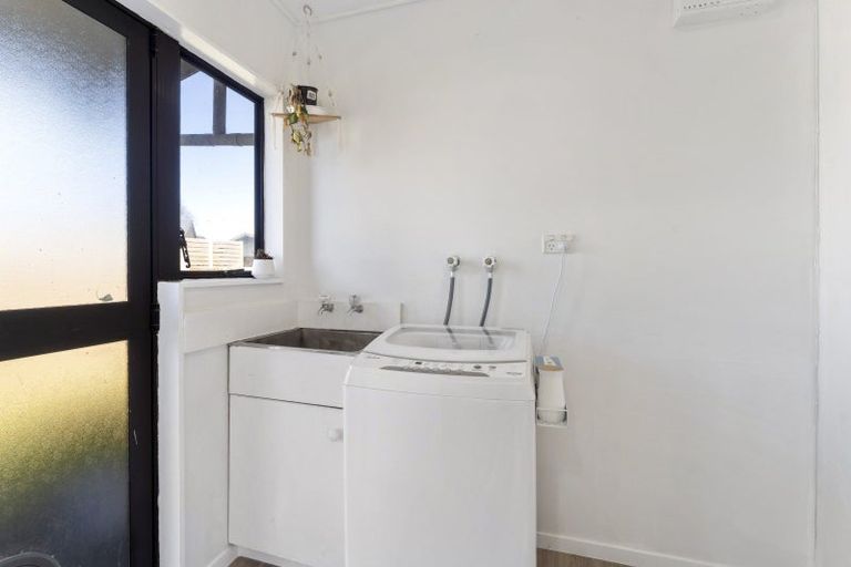 Photo of property in 15 Spackman Crescent, Paraparaumu, 5032