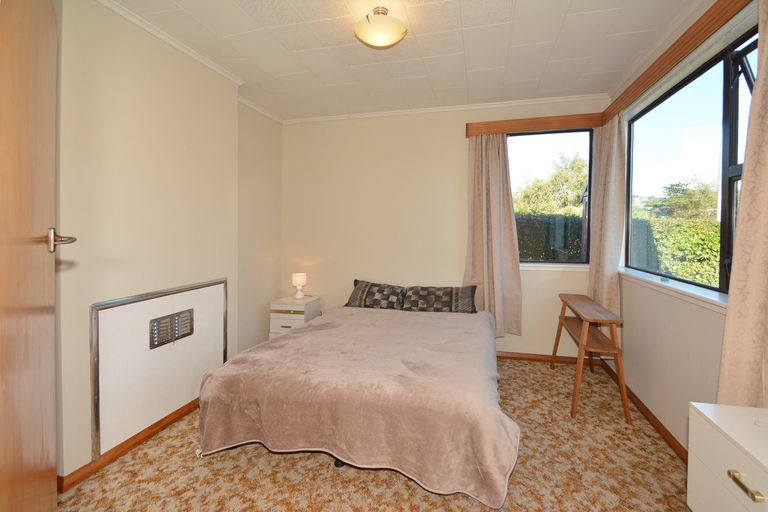 Photo of property in 25 Kaikorai Valley Road, Kaikorai, Dunedin, 9010