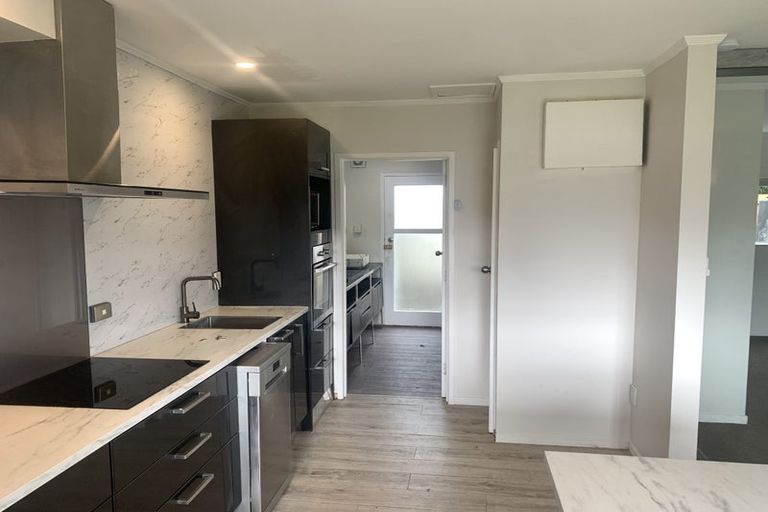 Photo of property in 76 Laurence Street, Manly, Whangaparaoa, 0930