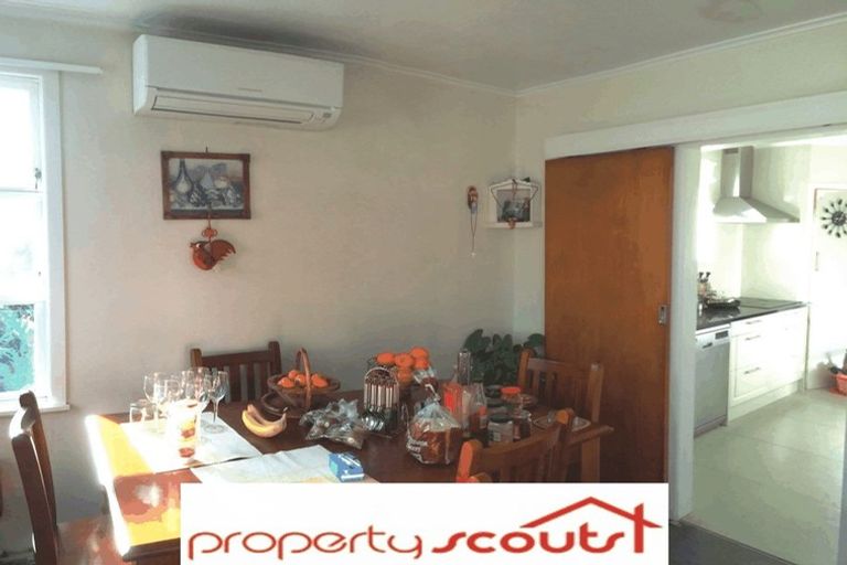 Photo of property in 2/8 Latham Avenue, Pakuranga, Auckland, 2010