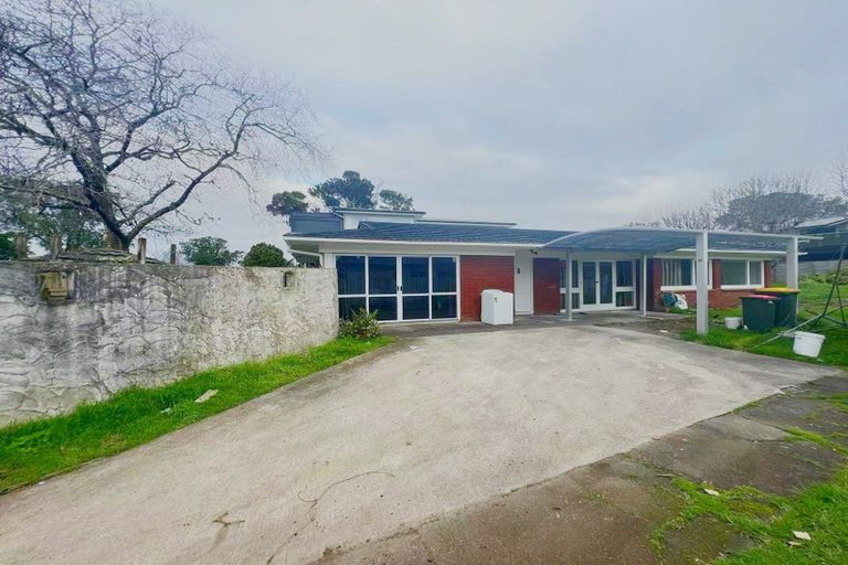 Photo of property in 82 Muir Avenue, Mangere Bridge, Auckland, 2022