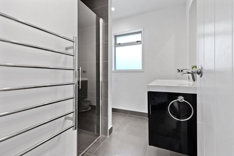 Photo of property in 48 Cassinia Close, Papamoa Beach, Papamoa, 3118