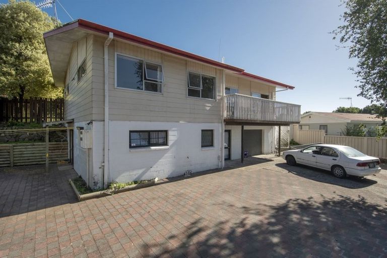 Photo of property in 10 Raymond Avenue, Te Puke, 3119
