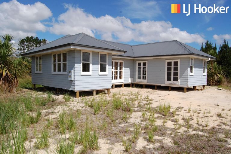 Photo of property in 960a Oneriri Road, Kaiwaka, 0573