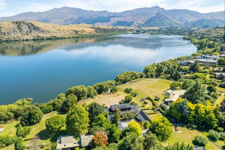 Photo of property in 9 Arrowtown-lake Hayes Road, Lake Hayes, Queenstown, 9371