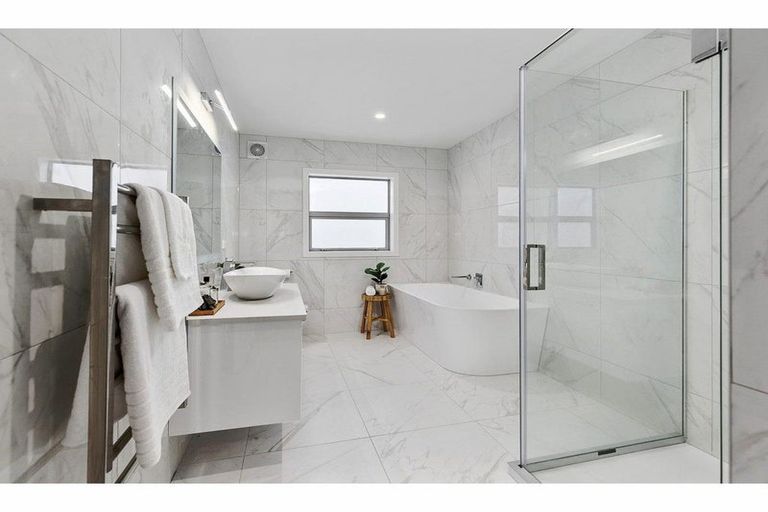 Photo of property in 103 Melksham Drive, Churton Park, Wellington, 6037