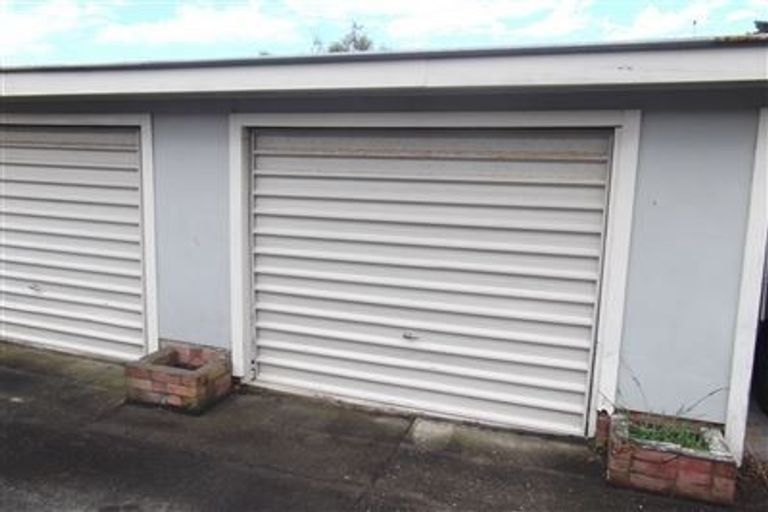 Photo of property in 3/53 Merani Street, Belmont, Auckland, 0622