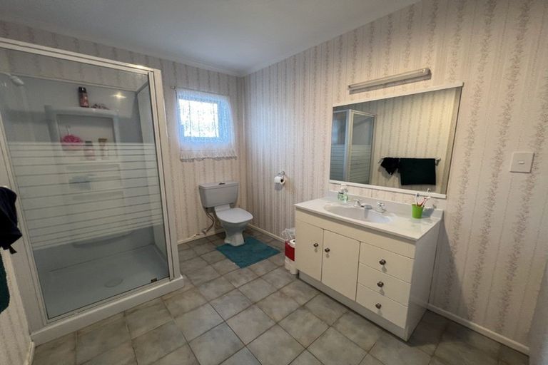 Photo of property in 12 Kentucky Way, Awapuni, Palmerston North, 4412