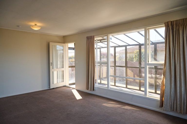 Photo of property in 1/29 Kuaka Crescent, Bromley, Christchurch, 8062
