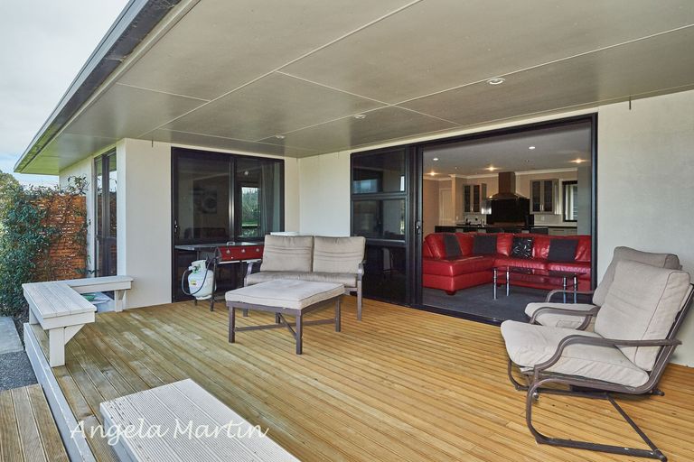 Photo of property in 1334 Napier Road, Ashhurst, 4810