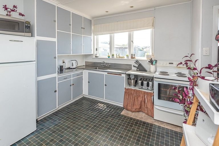 Photo of property in 30 Field Street, Aramoho, Whanganui, 4500