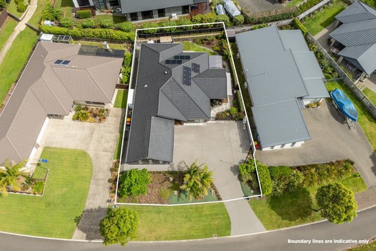 Photo of property in 32 Leeward Drive, Whitianga, 3510