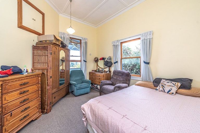 Photo of property in 32 Hipango Terrace, Durie Hill, Whanganui, 4500