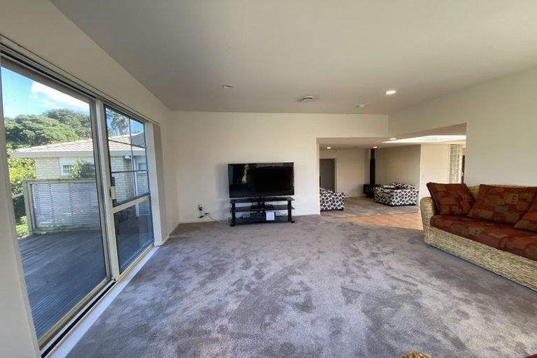 Photo of property in 18 Waru Nui Court, Orewa, 0931