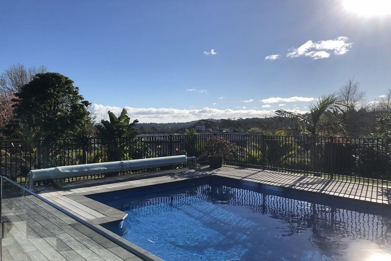 Photo of property in 36a Wicklam Lane, Greenhithe, Auckland, 0632