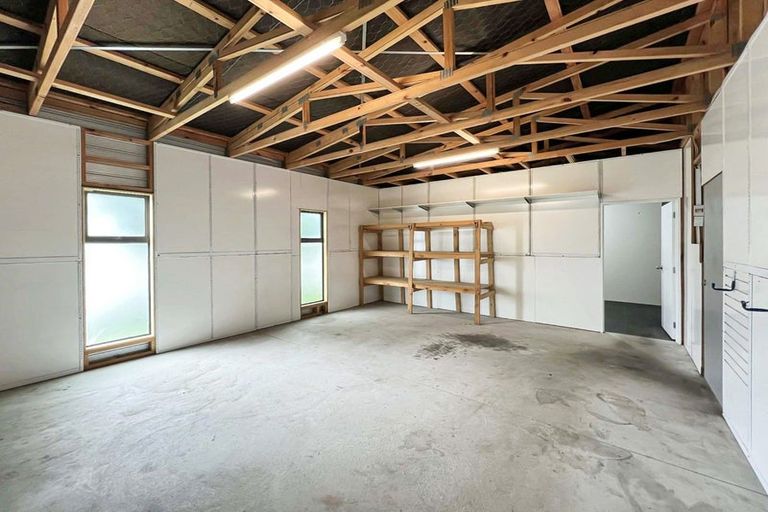 Photo of property in 20 Church Road, Taradale, Napier, 4112