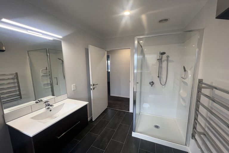 Photo of property in 10 Calder Street, Marshland, Christchurch, 8083