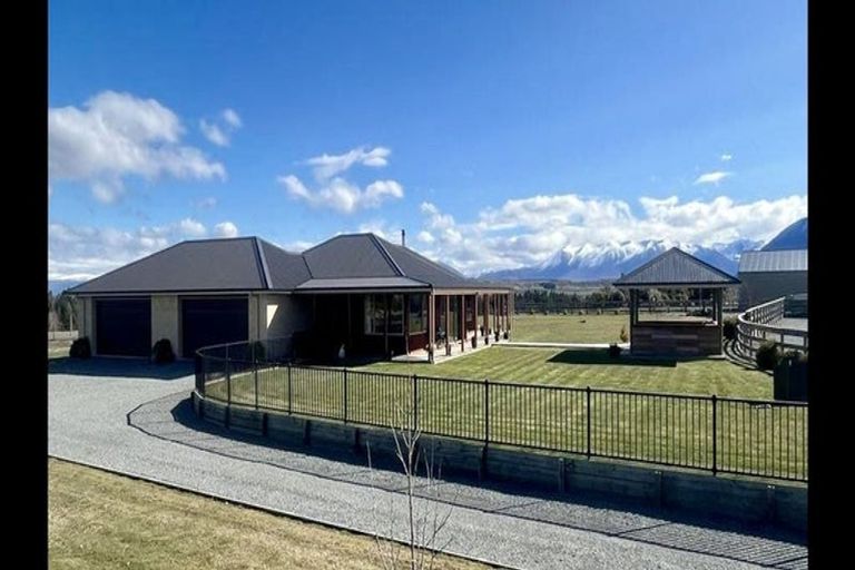Photo of property in 15 The Drive, Twizel, 7999