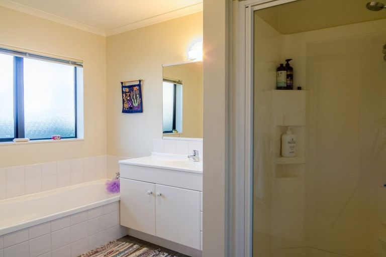 Photo of property in 3 The Fairway, Whakatane, 3120