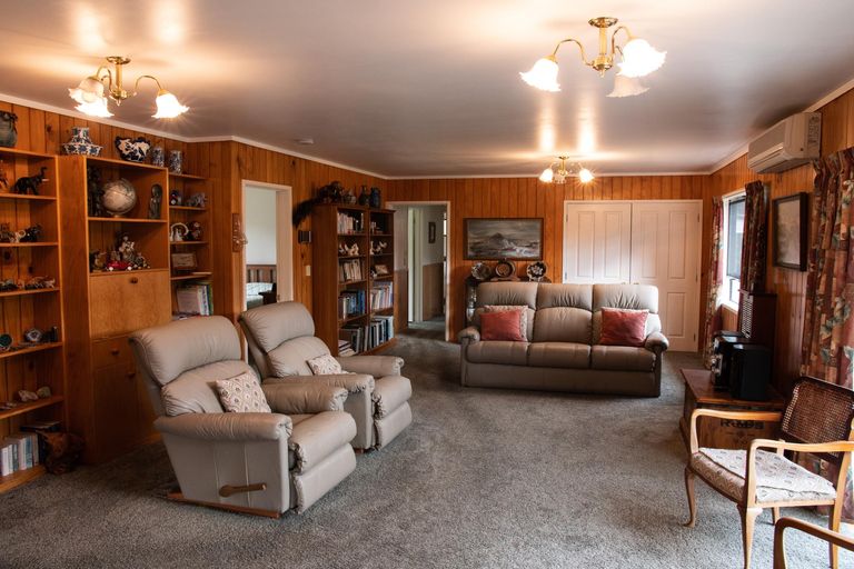 Photo of property in 529 Whangamata Road, Kinloch, Taupo, 3377