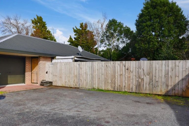 Photo of property in 9b Puweto Street, Selwyn Heights, Rotorua, 3015