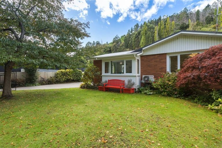 Photo of property in 105 Bowenvale Avenue, Cashmere, Christchurch, 8022