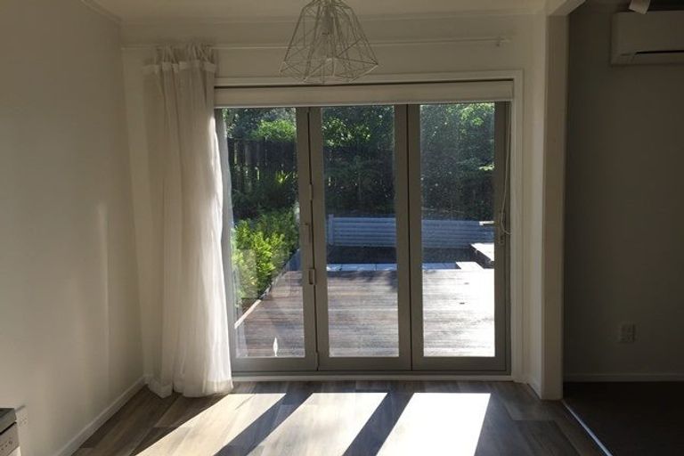 Photo of property in 57 Reynella Drive, Massey, Auckland, 0614