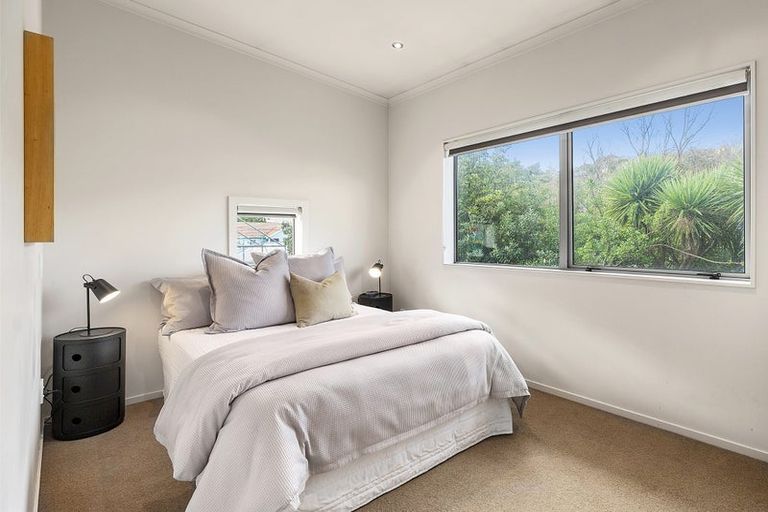 Photo of property in 1/123 The Parade, Island Bay, Wellington, 6023