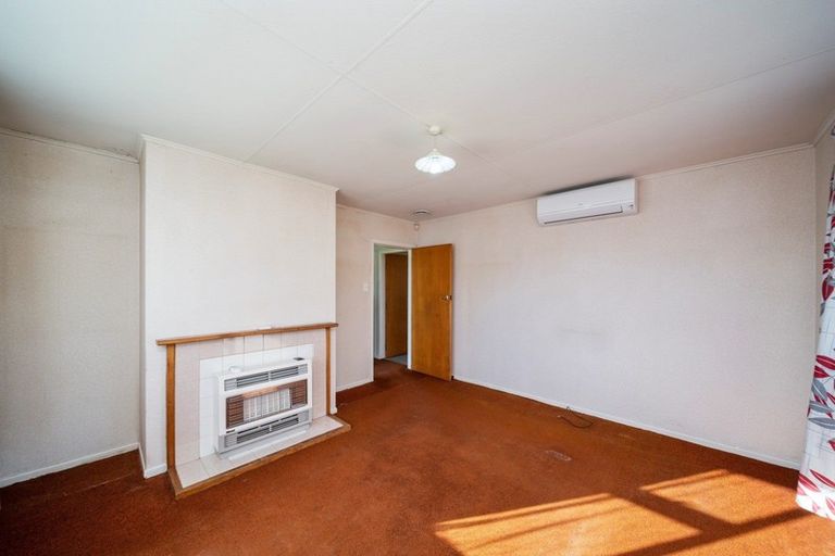 Photo of property in 10 Tohu Place, Spotswood, New Plymouth, 4310